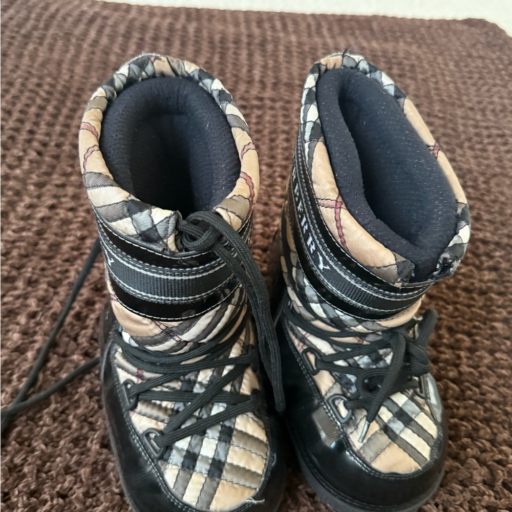 Kids Quilted Plaid Winter Boots Moon boots  - Black and Tan